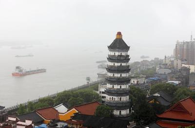 繼“萬里長江第一塔”塔尖被大風吹落后，聊聊：古建筑修繕加固需如何進行？